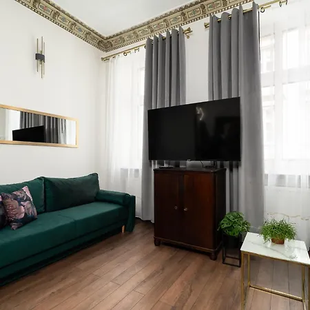 Glamour Polwiejska - W Centrum Poznania Przy Starym Browarze * Poznań