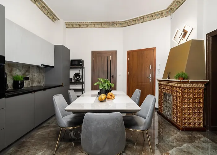 Glamour By Kramm - W Centrum Poznania Przy Ul Polwiejskiej *